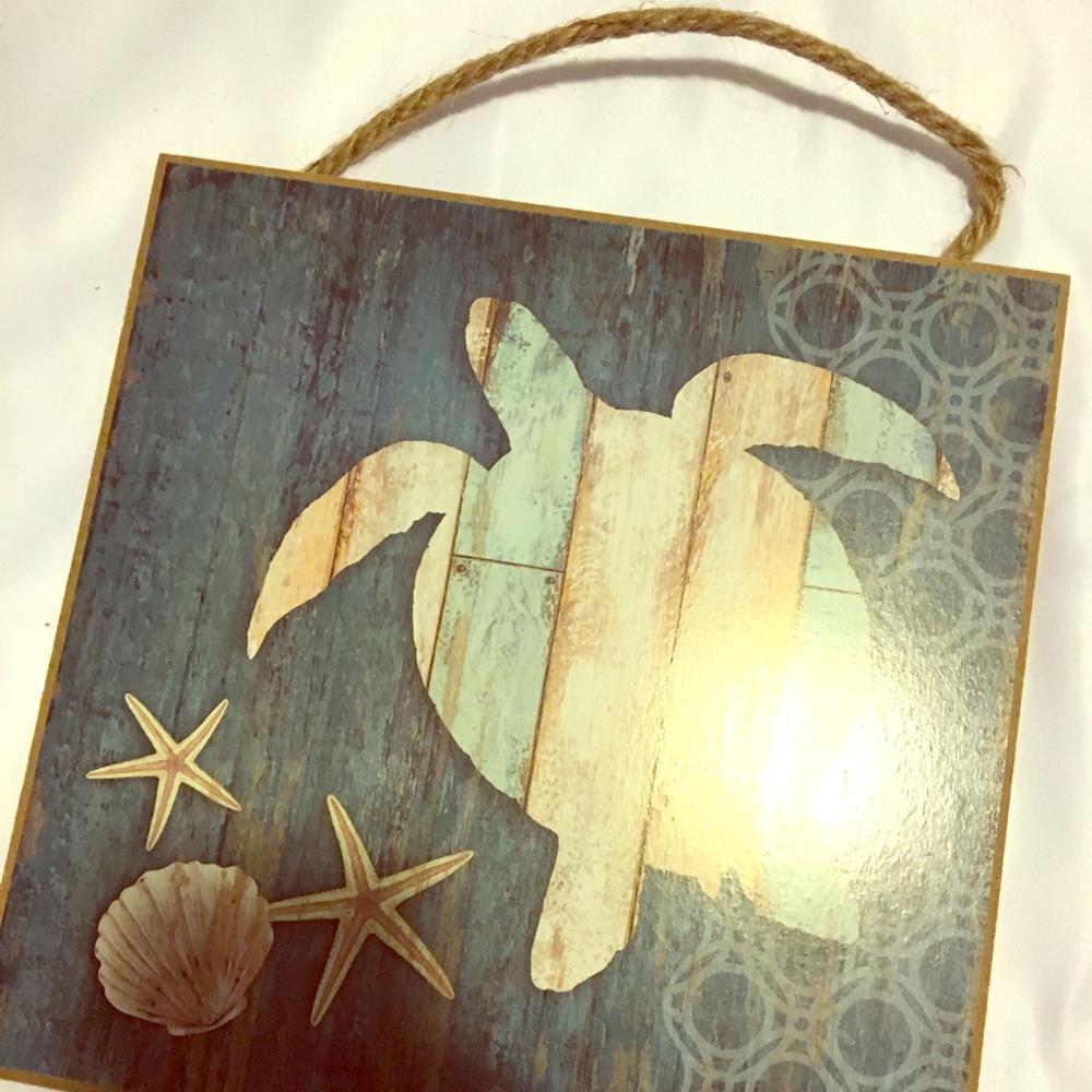 Turtle wall decor